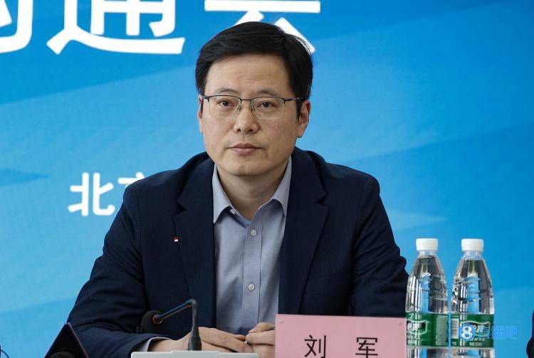 世界华语电影论坛将开幕 各路高手会诊华语电影 2011-11-16 近日，经过数月的紧张筹备，第二届世界华语电影论坛将于11月18日、19日两天在北京大学英杰交流中心举行。