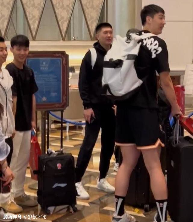 张秉君:其实熊二很有力量,比如说熊二在用自己的力量去制衡他认为的对手之后,本来是一件非常酷炫的事情。