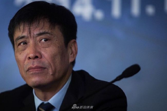 市民的声音犹如城市的音符，而市民热线服务中心的工作人员们则像指挥员一般，让“您的声音”汇成了一曲城市的交响曲。