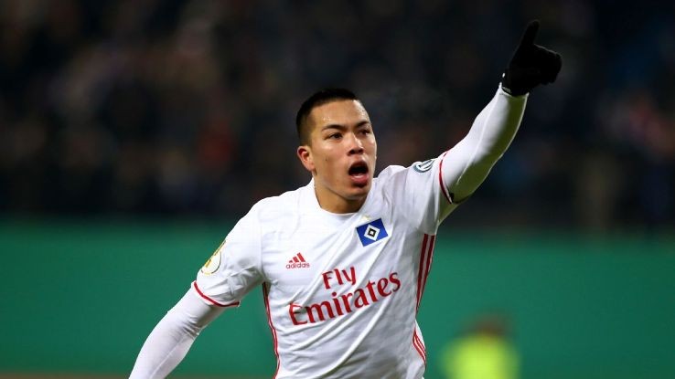 蓝羽：长春其实和电影有着非常深厚的缘分，也是咱们新中国电影的摇篮，那么也想请您为我们介绍一下长春现在目前电影产业发展的现状。