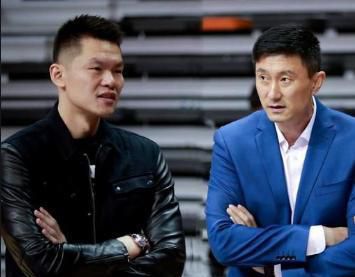 我觉得第三部李晓收起了更多自己曾经特别天真烂漫和小女孩的那部分,更加的坚韧了。