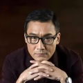 这部以“时间与别离”为主题的作品，讲述了冷面杀手十七与渔村少女千晓因神秘宝物“时轮”结缘，展开跨越时空冒险与情感纠葛的故事。